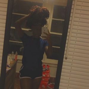 Meet your Posher, Laya